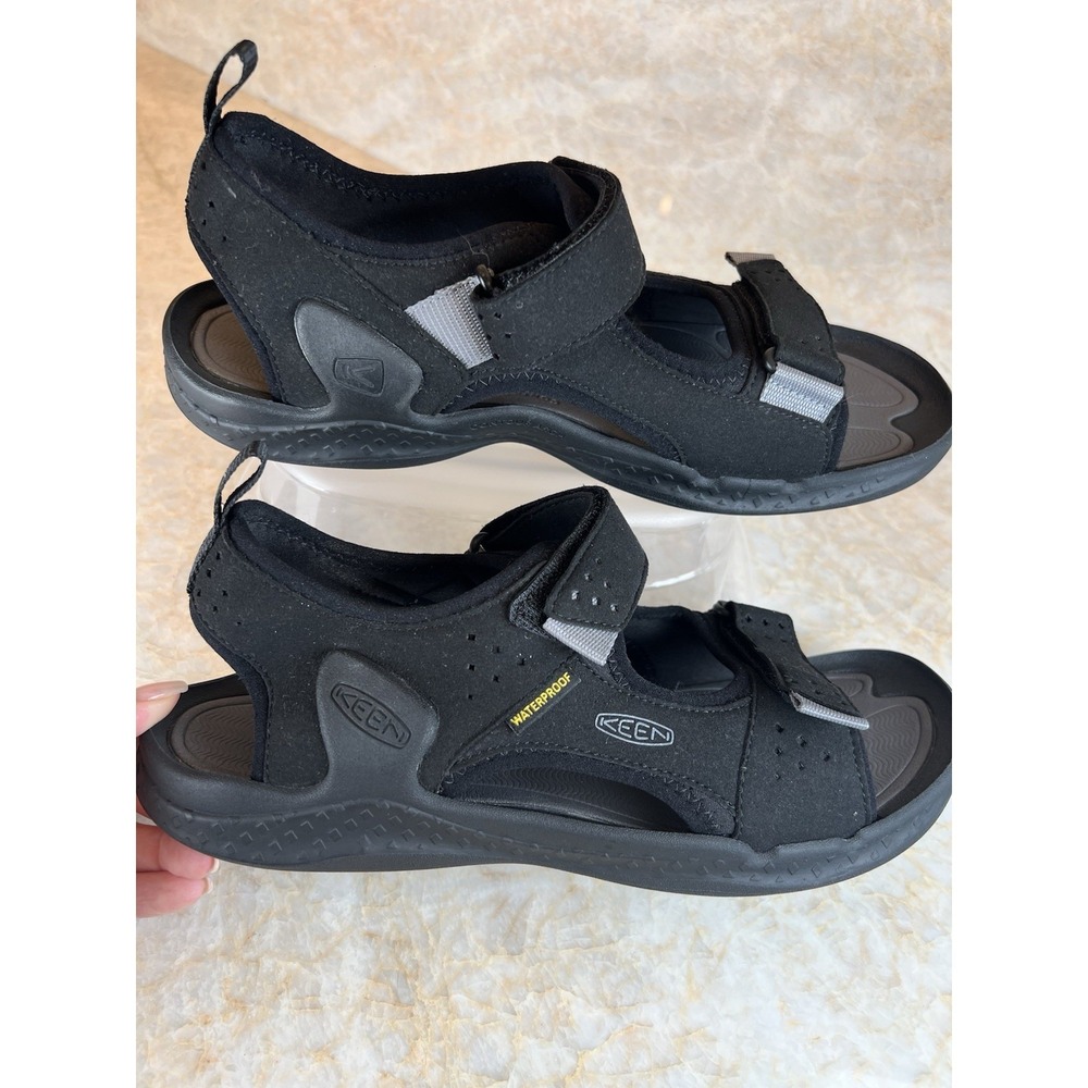 KEEN Men's Drift Creek Sandals US Size 10.5 Black Water Shoes‎ Open Toe Slip On